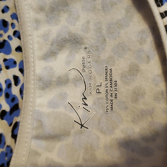 Kim Roger's Lady's Petite Crewneck Shortsleeved Tee Animal Print ♥ - Picture 5 of 6